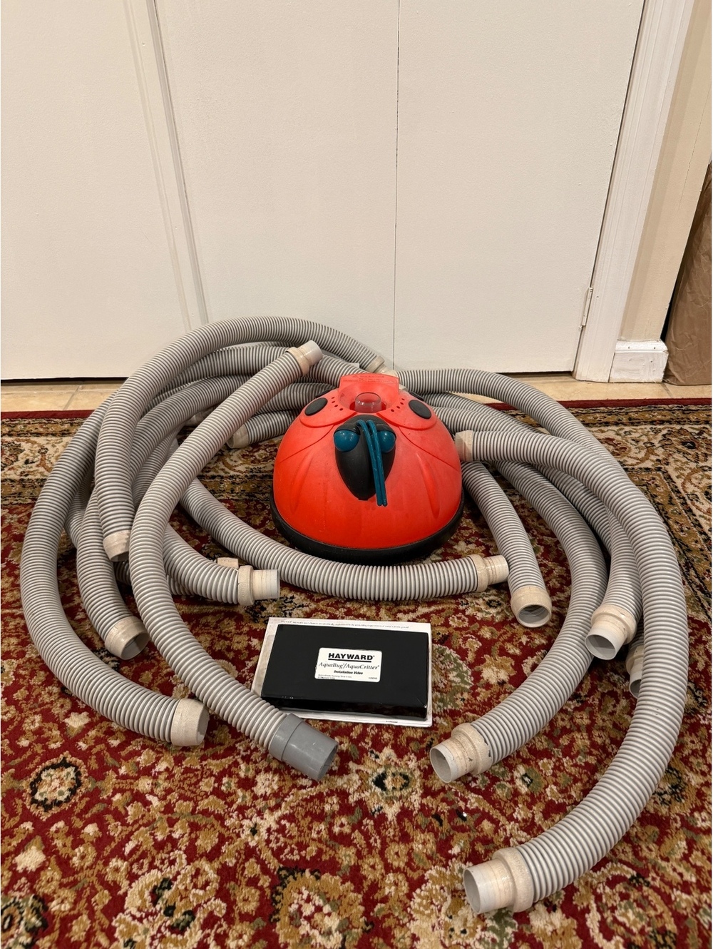 Hayward AquaBug/AquaCritter Pool Cleaner with Hoses and VSH LadyBug